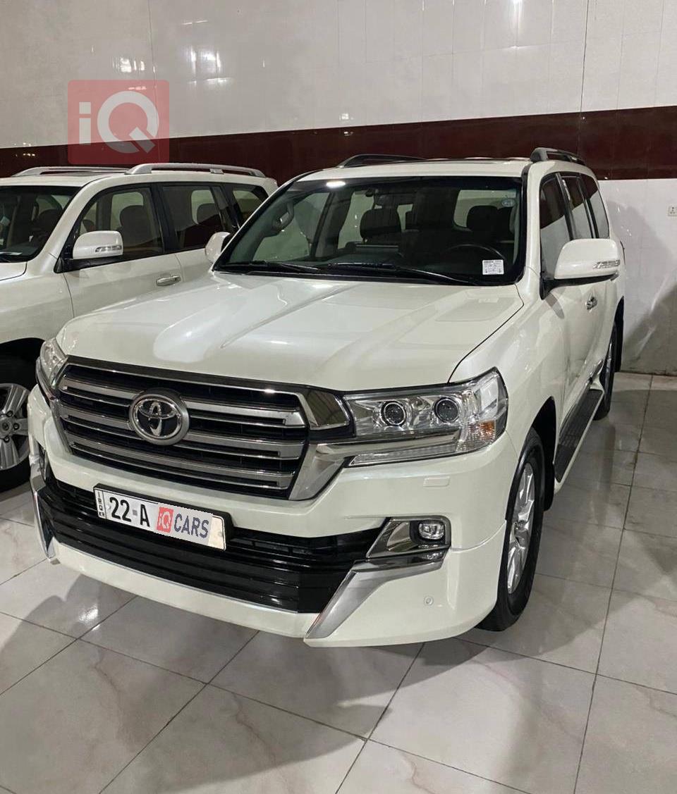 تويوتا لاندكروزر